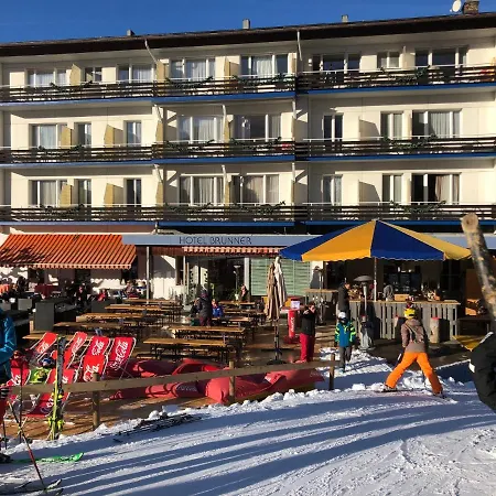 Guest With A Great View At Brunner Apartman