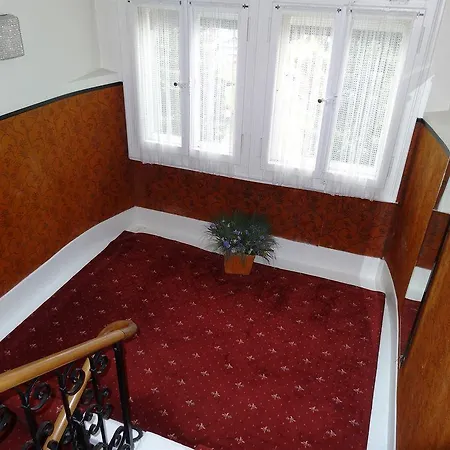 Guest With A Great View At Brunner Apartment