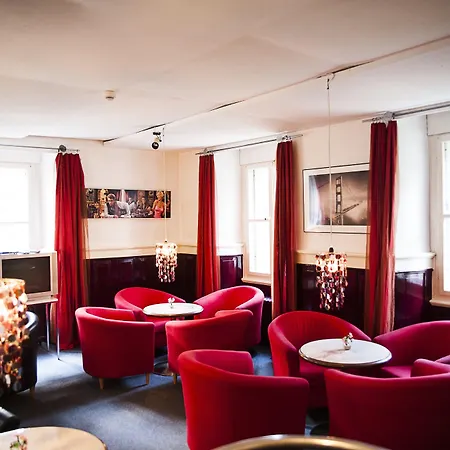 Guest With A Great View At Brunner Apartament *